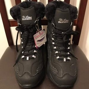 New Skechers D Lite Women"s Boots Size Size 6.5
